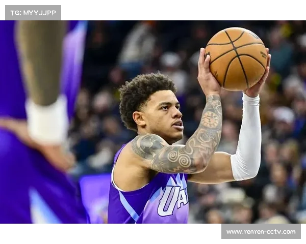 爵士新秀乔治首节独得21分，三分5投4中